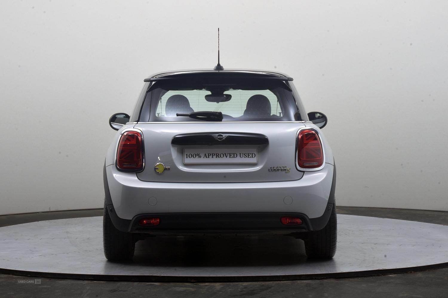 Sep 2021 MINI HATCHBACK 135kW Cooper S Level 2 33kWh 3dr Auto