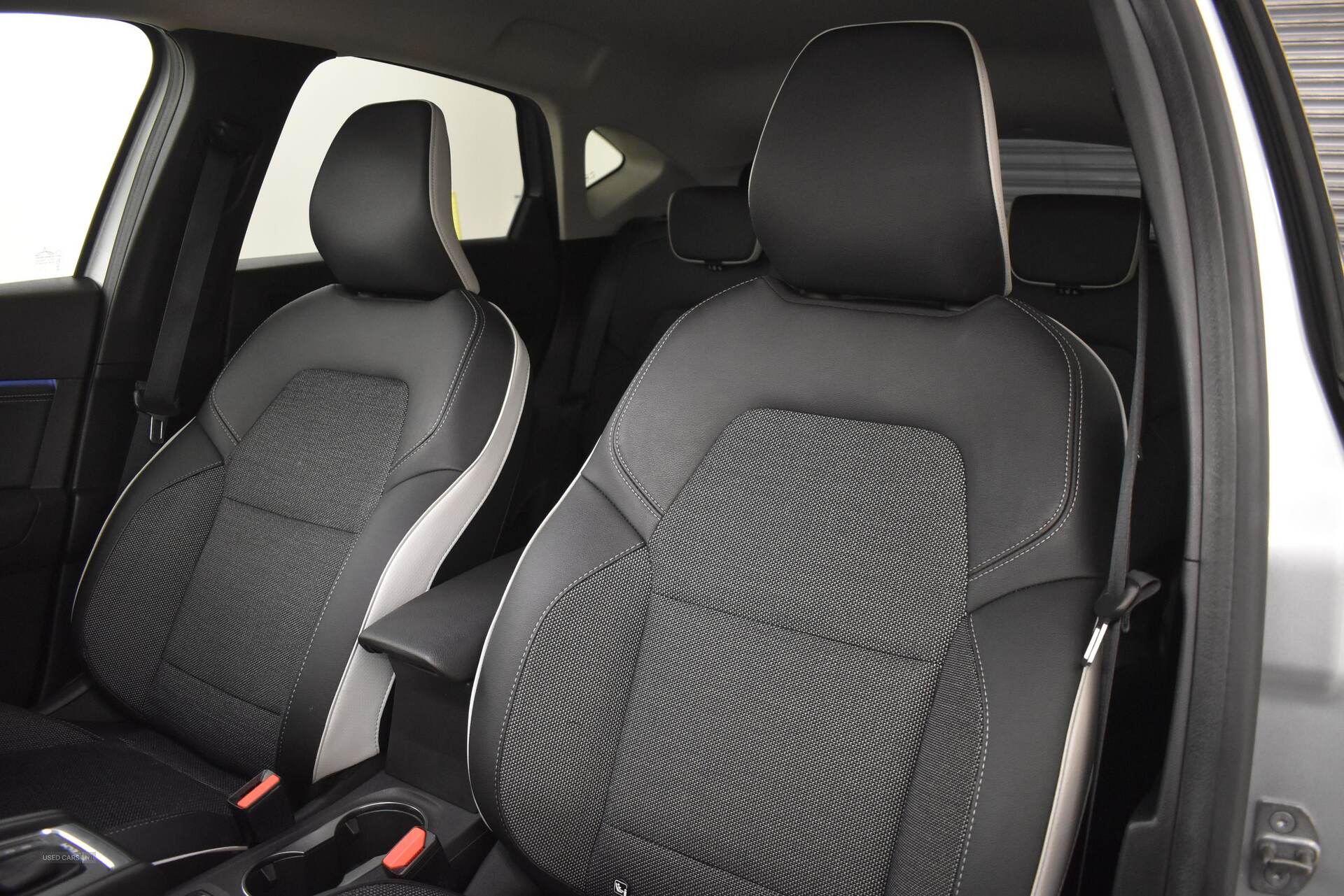 2023 Renault Captur 1.6 E-Tech Plug-in hybrid 160 Techno 5dr Auto