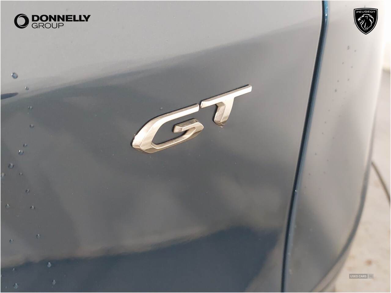 Jan 2024 Peugeot 3008 1.2 Hybrid 136 GT 5dr e-DSC6