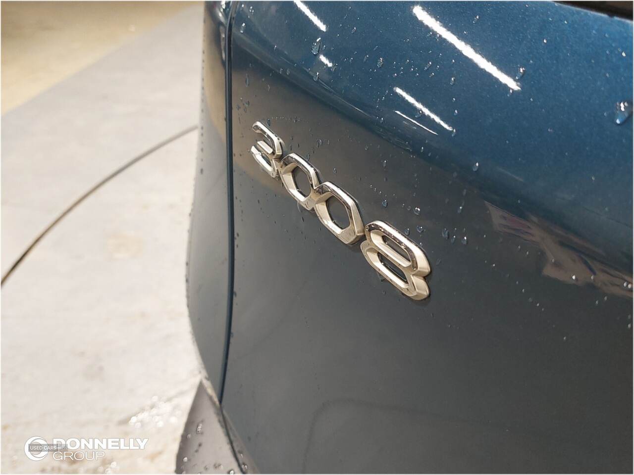 Jan 2024 Peugeot 3008 1.2 Hybrid 136 GT 5dr e-DSC6