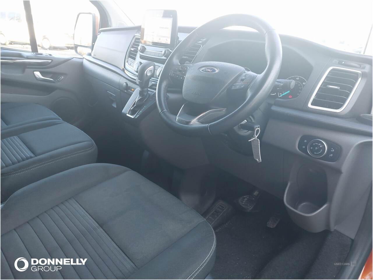 Feb 2022 Ford Transit Custom 2.0 EcoBlue 185ps Low Roof D/Cab Limited Van Auto