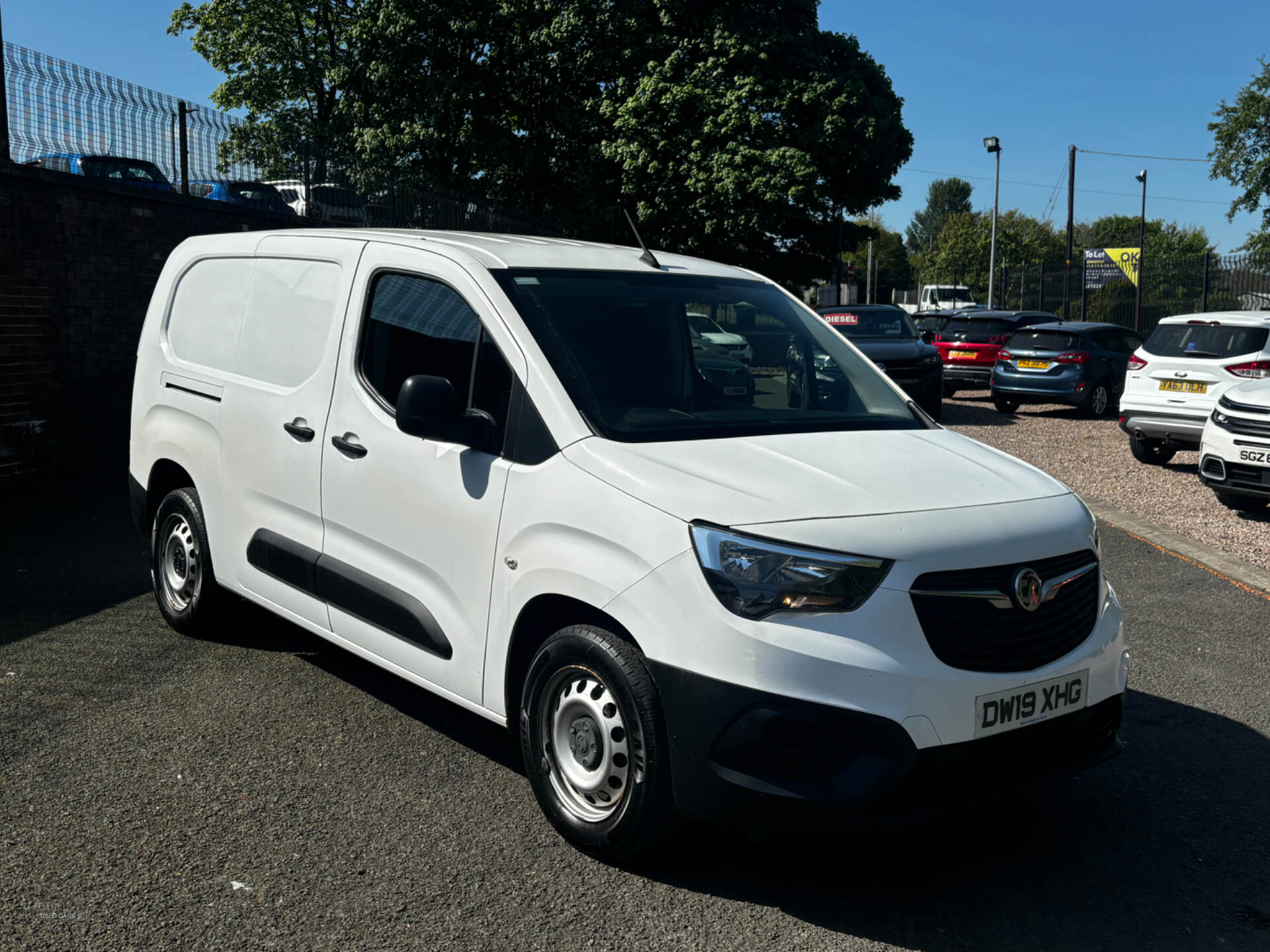 Jul 2019 Vauxhall Combo 2300 1.5 Turbo D 100ps H1 Edition Van