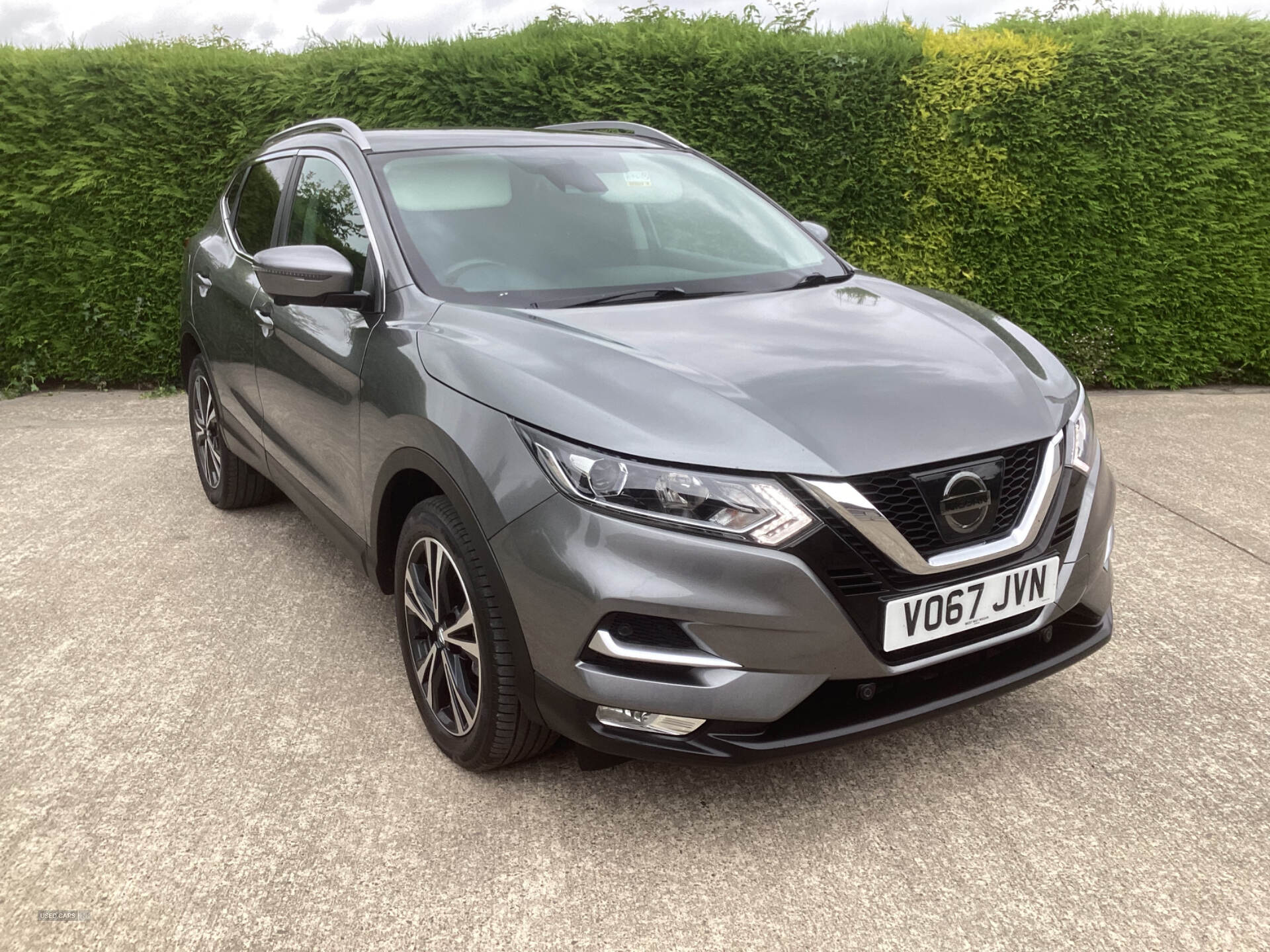 Nissan Qashqai DIESEL HATCHBACK in Down