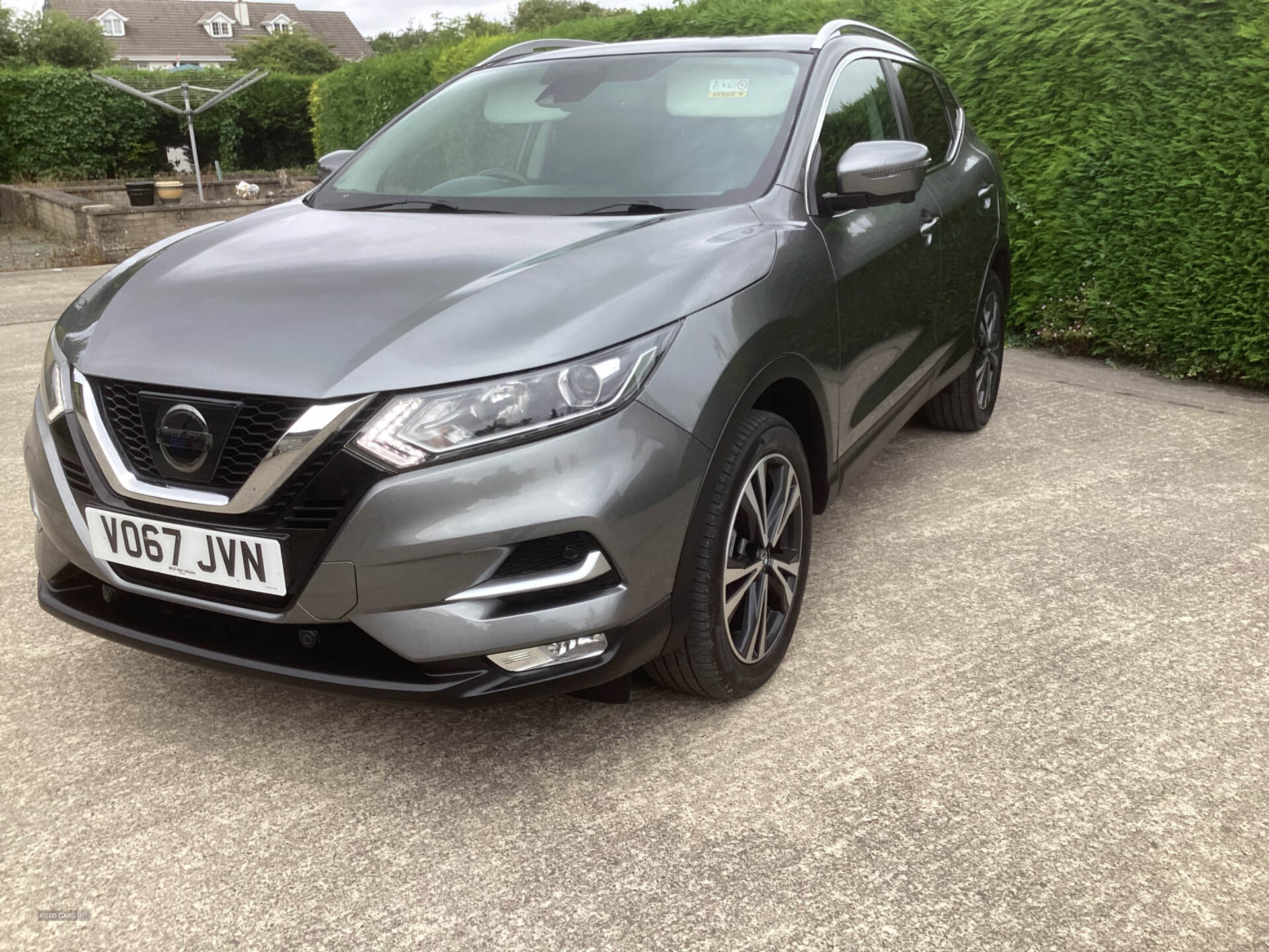 Nissan Qashqai DIESEL HATCHBACK in Down