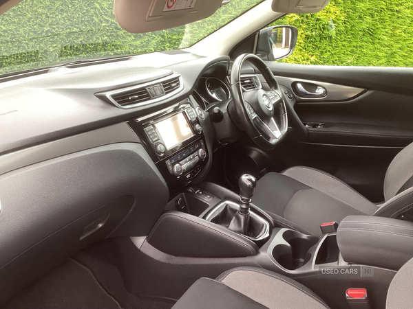 Nissan Qashqai DIESEL HATCHBACK in Down