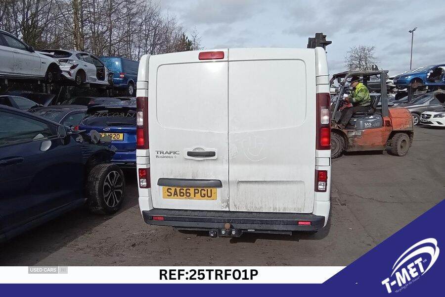Sep 2016 Renault Trafic SL27 dCi 120 Business+ Van