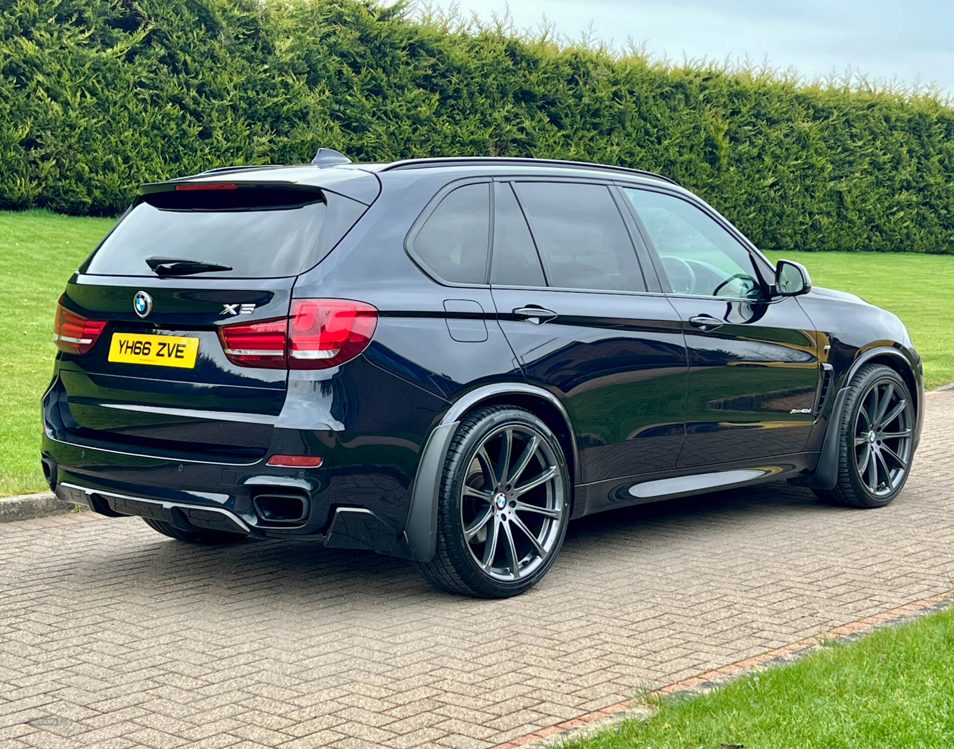 Oct 2016 BMW X5 xDrive40d M Sport 5dr Auto [7 Seat]