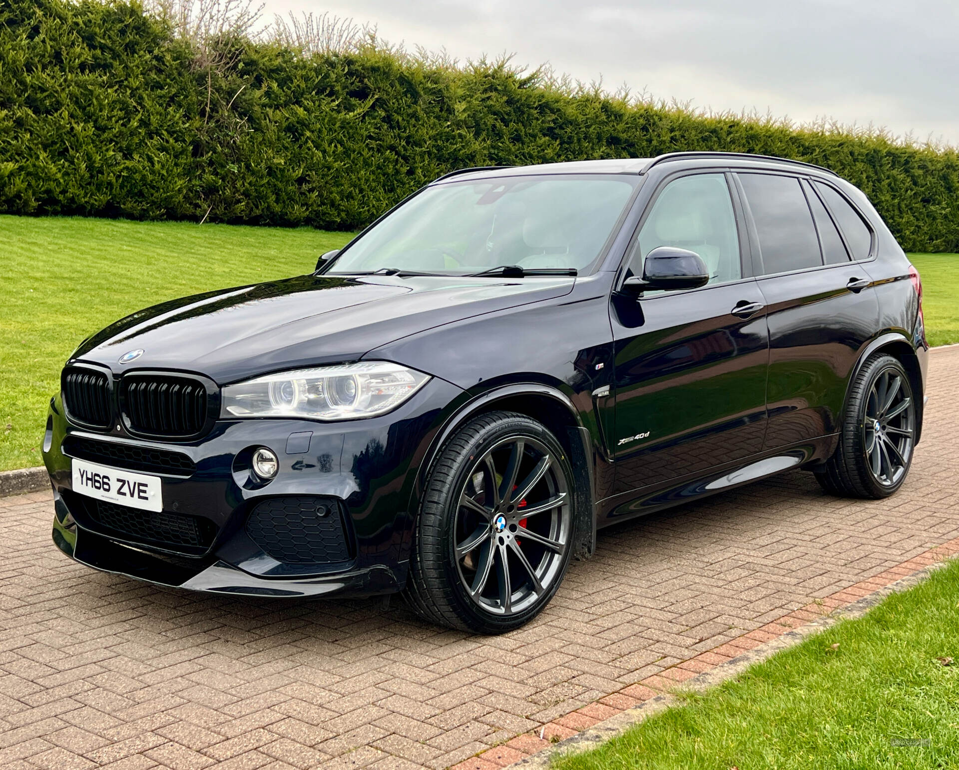 Oct 2016 BMW X5 xDrive40d M Sport 5dr Auto [7 Seat]