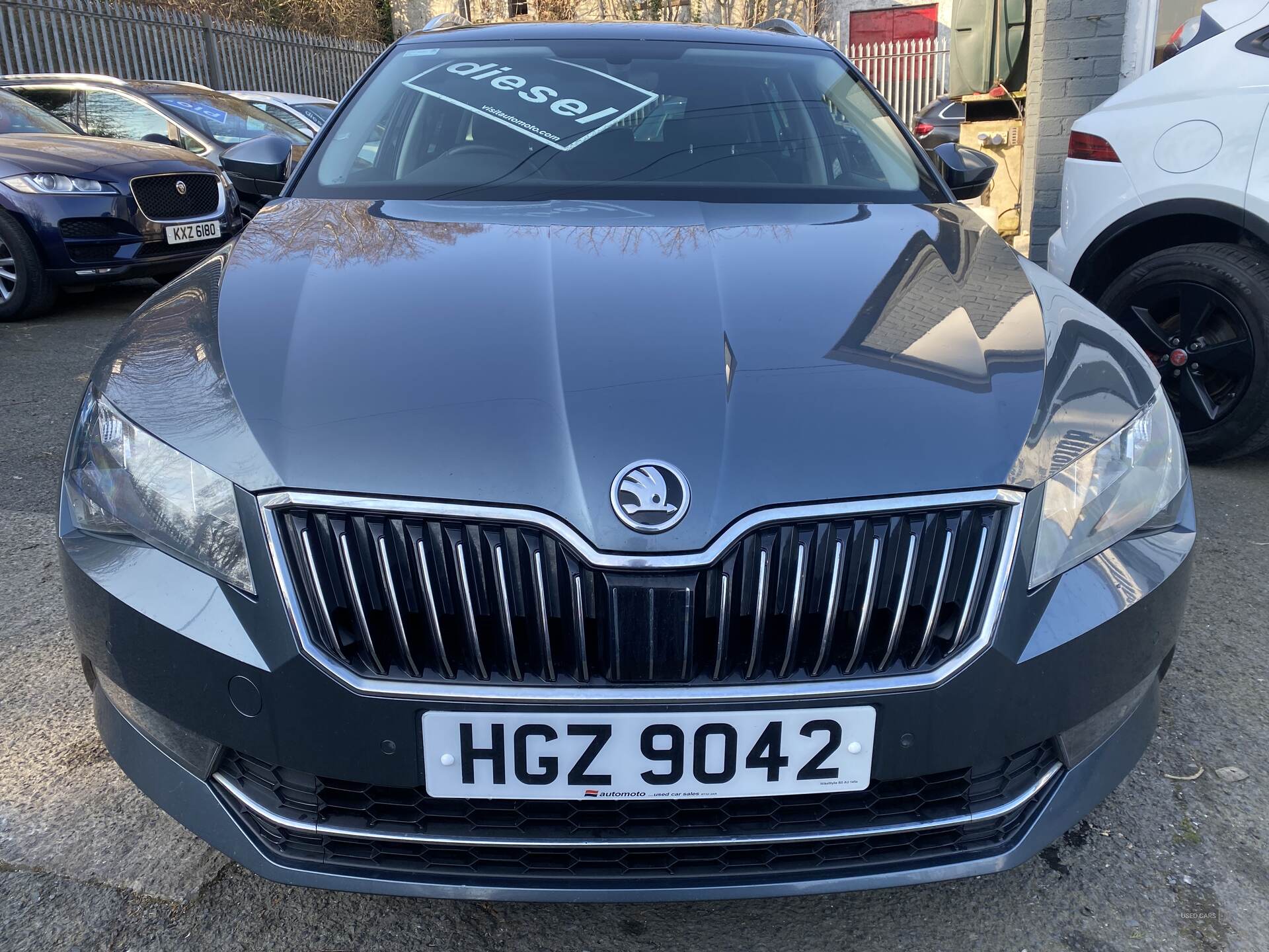 Nov 2017 Skoda Superb 2.0 TDI CR SE Technology 5dr