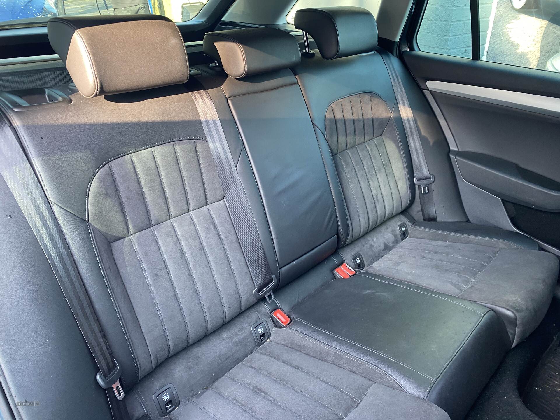Nov 2017 Skoda Superb 2.0 TDI CR SE Technology 5dr