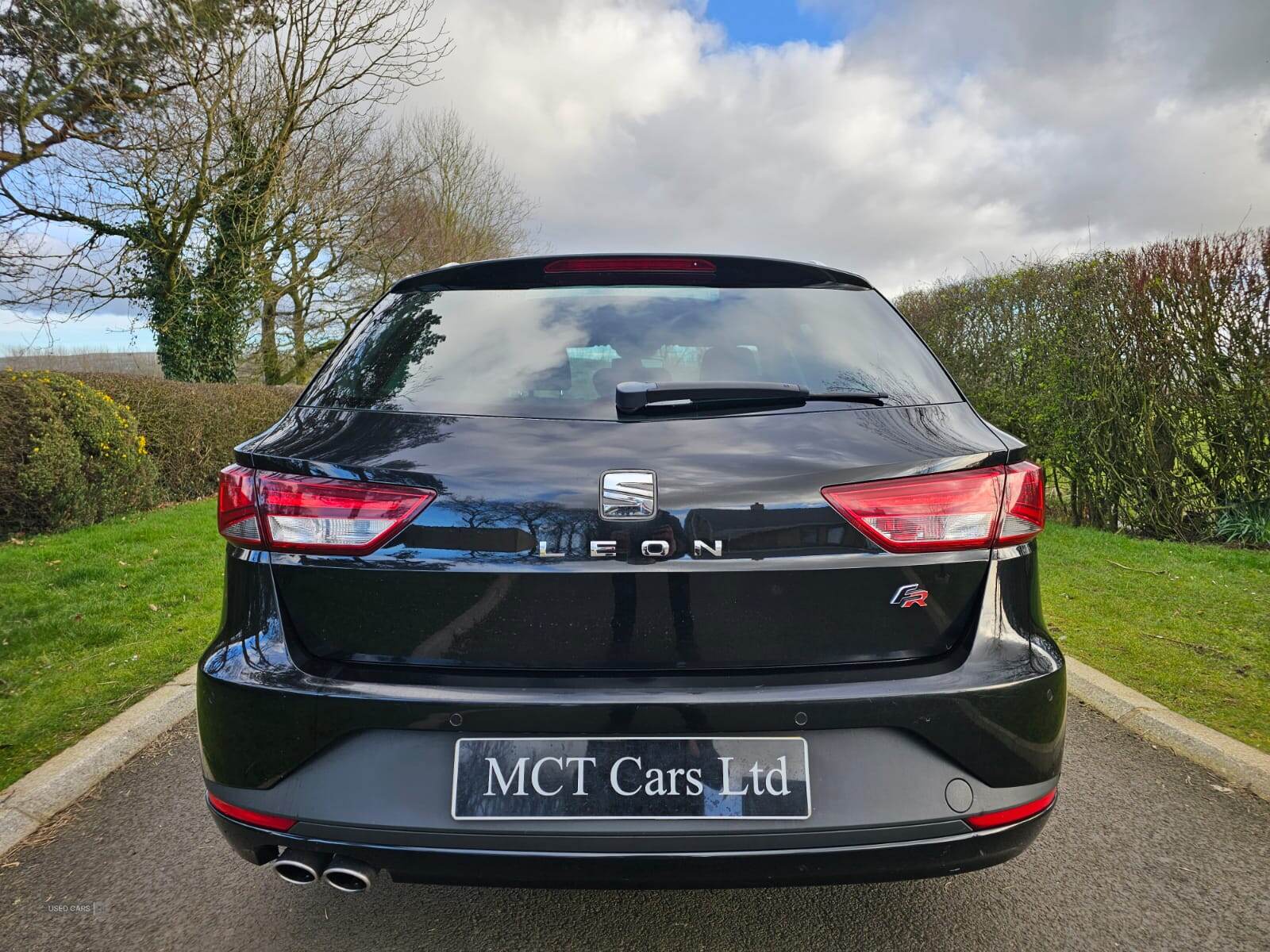 May 2015 Seat Leon 2.0 TDI FR 5dr [Technology Pack]