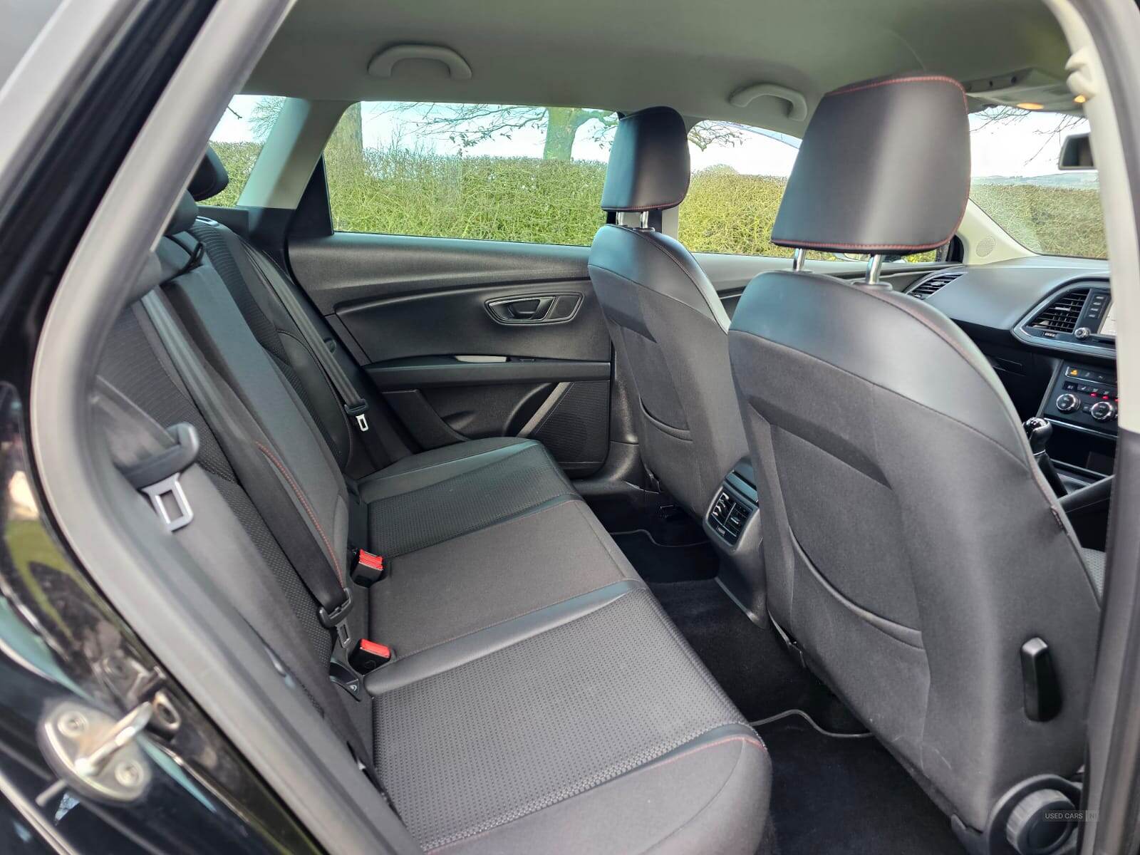 May 2015 Seat Leon 2.0 TDI FR 5dr [Technology Pack]