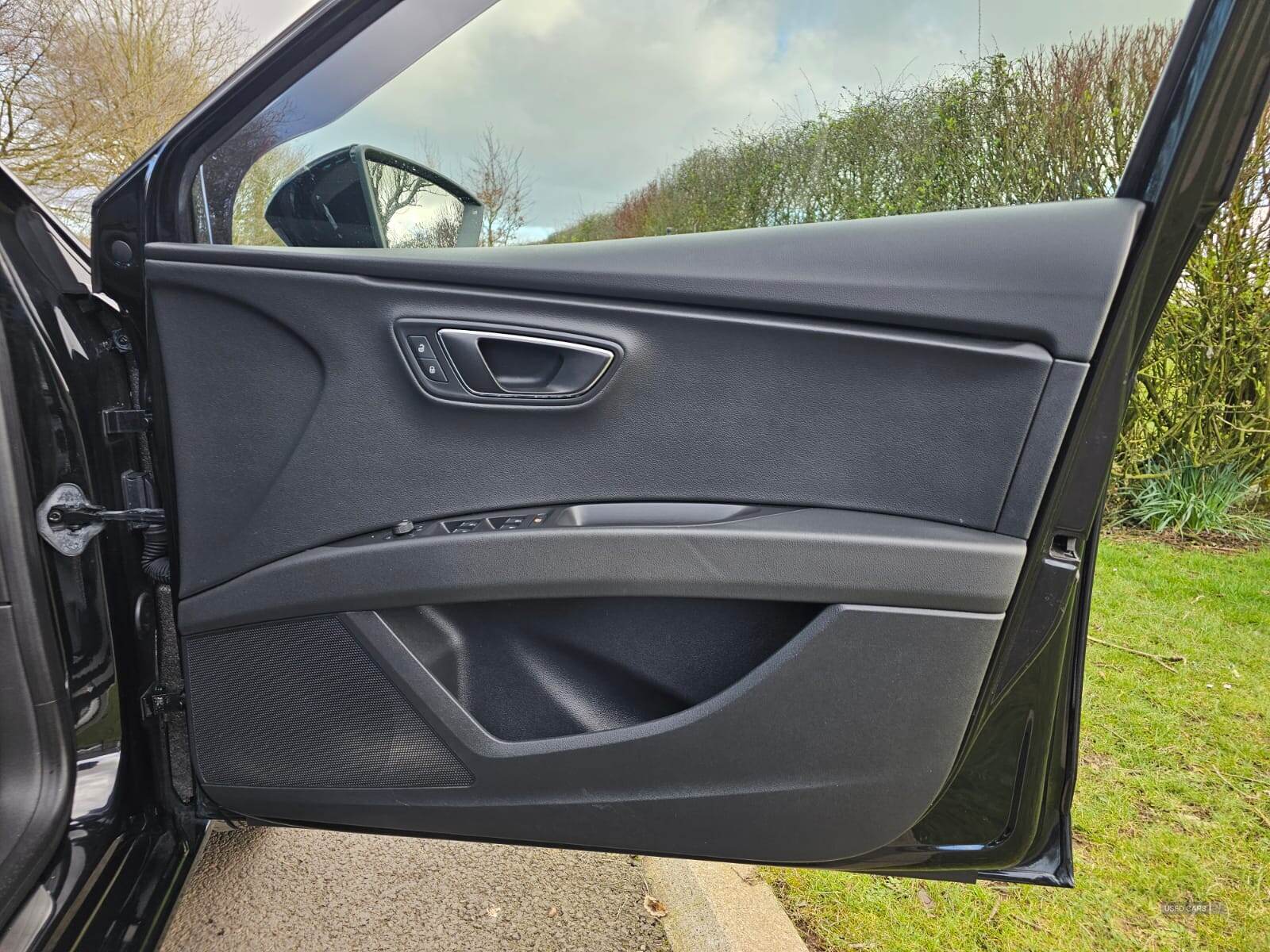 May 2015 Seat Leon 2.0 TDI FR 5dr [Technology Pack]