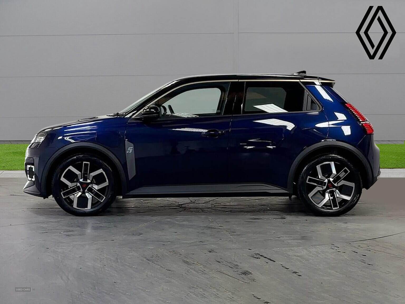 Feb 2025 Renault 5 110Kw Techno Comfort Range 52 Kwh 5Dr Auto