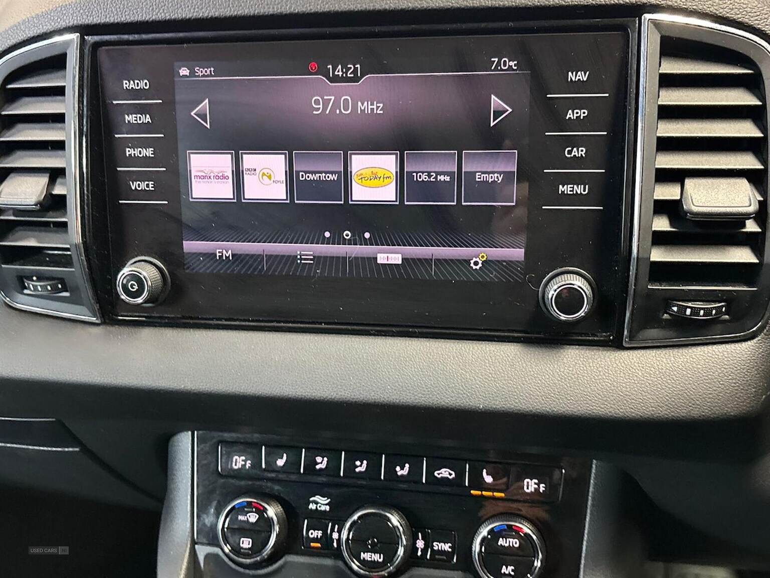 Jan 2018 Skoda Karoq 1.5 Tsi Se L 5Dr Dsg