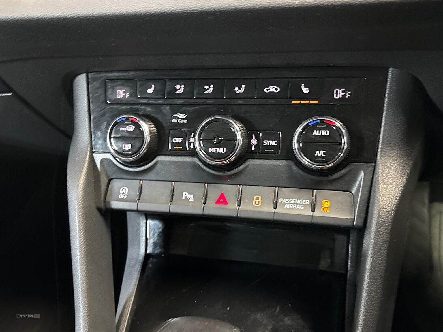 Jan 2018 Skoda Karoq 1.5 Tsi Se L 5Dr Dsg
