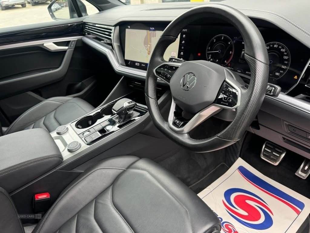 Aug 2022 Volkswagen Touareg 3.0 V6 TDI 4Motion Black Edition 5dr Tip Auto