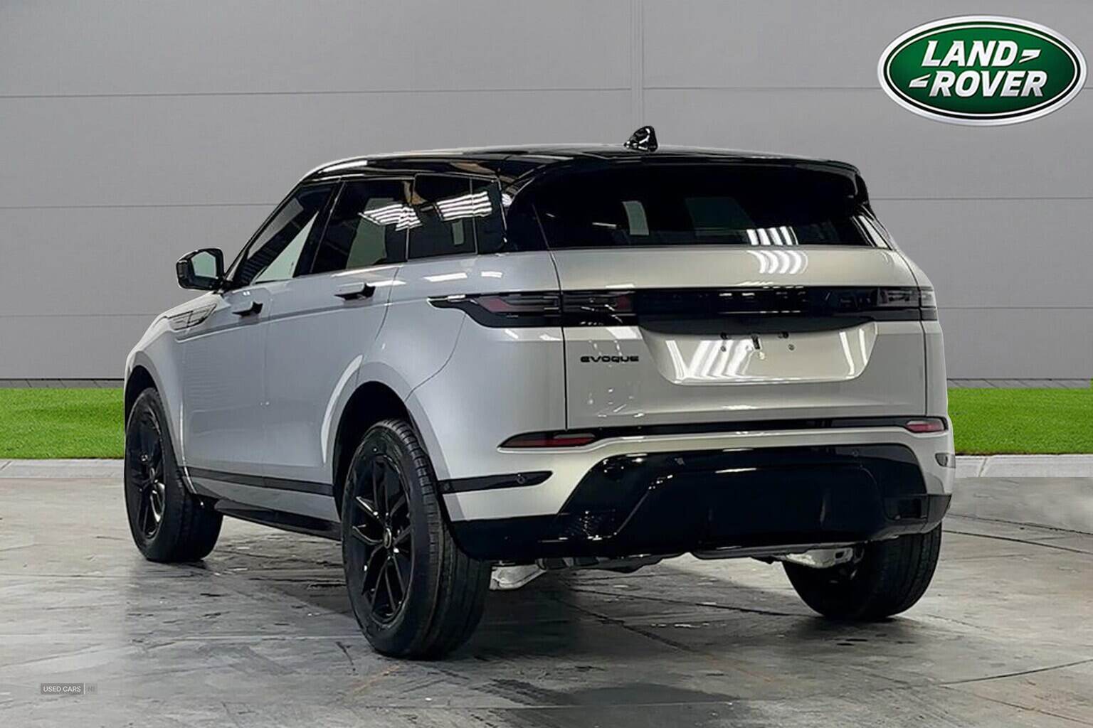 Jan 2025 Land Rover Range Rover Evoque 2.0 D200 Edition 5Dr Auto