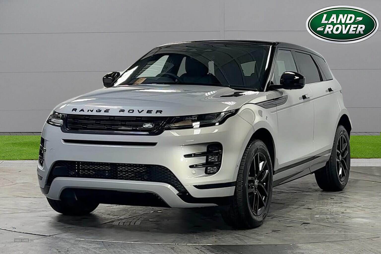 Jan 2025 Land Rover Range Rover Evoque 2.0 D200 Edition 5Dr Auto