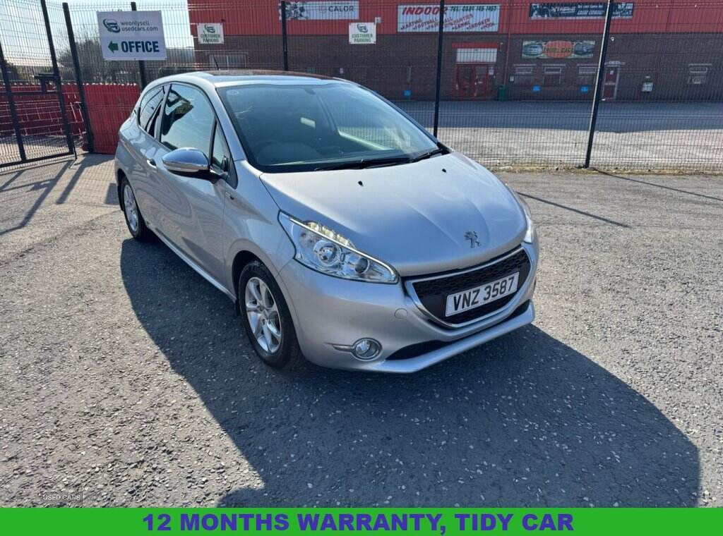 Jun 2015 Peugeot 208 1.2 VTi Style 3dr