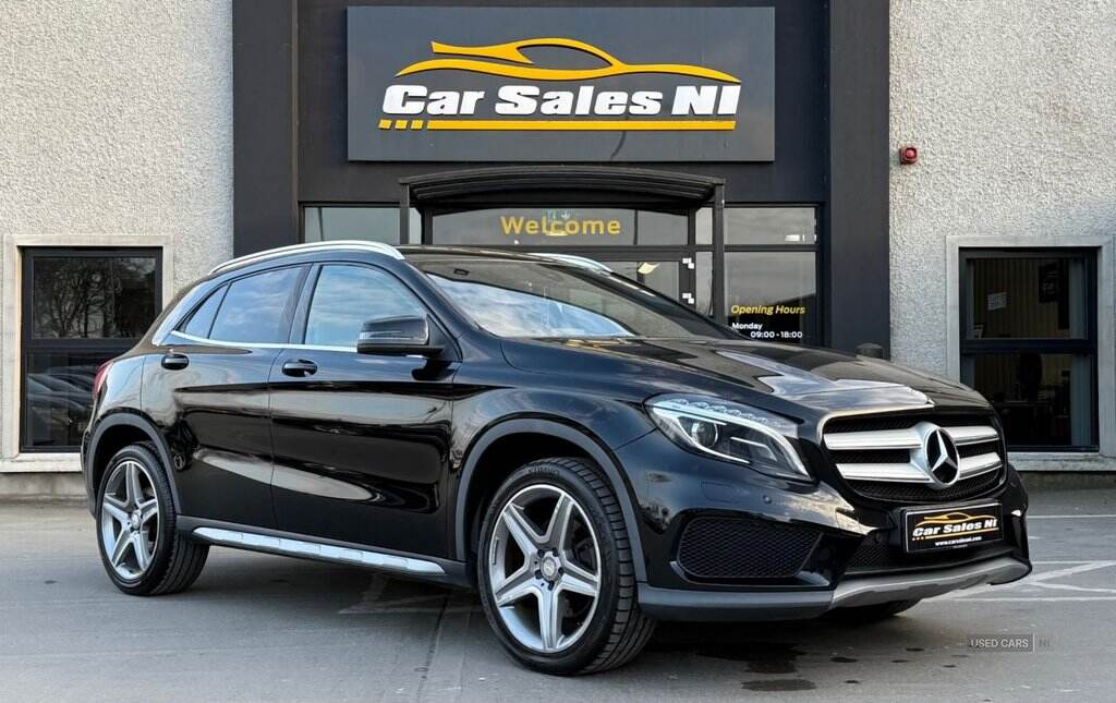 Jan 2017 Mercedes-Benz GLA GLA 220d 4Matic AMG Line 5dr Auto [Premium]