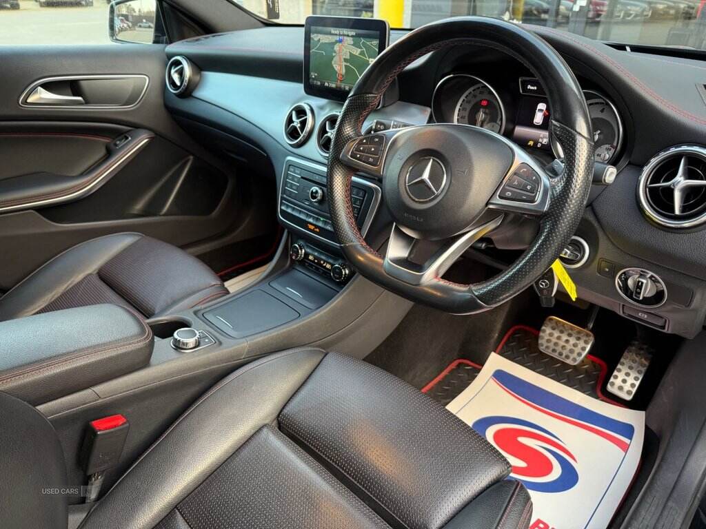 Jan 2017 Mercedes-Benz GLA GLA 220d 4Matic AMG Line 5dr Auto [Premium]