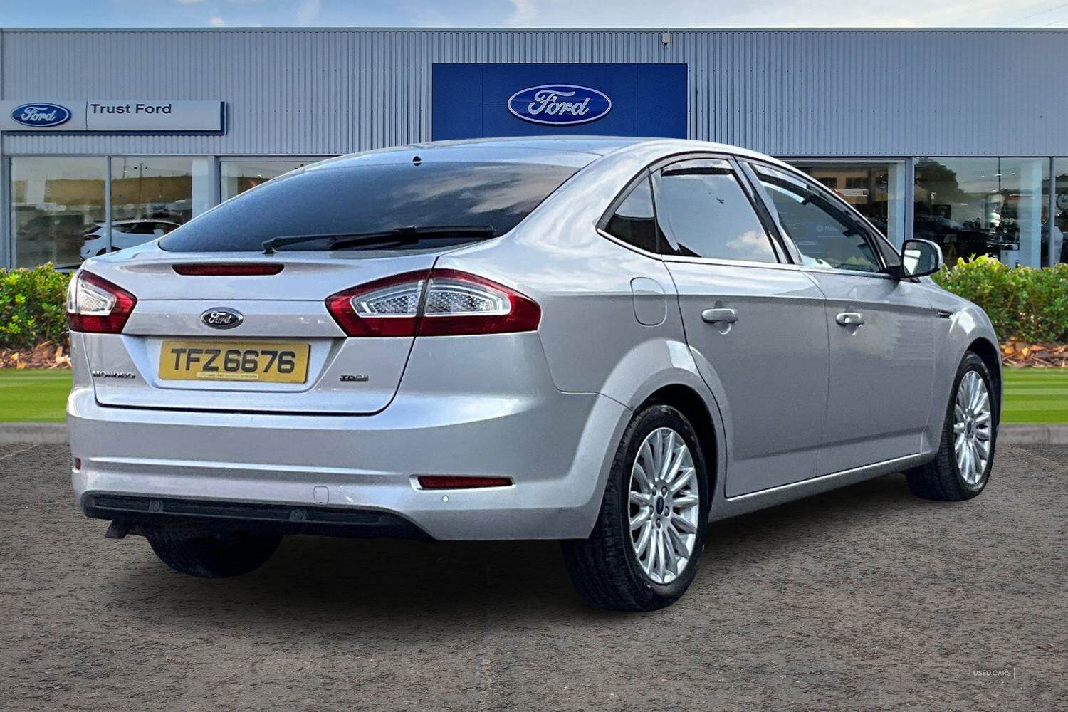 Aug 2014 Ford Mondeo 2.0 TDCi 140 Zetec Business Edition 5dr