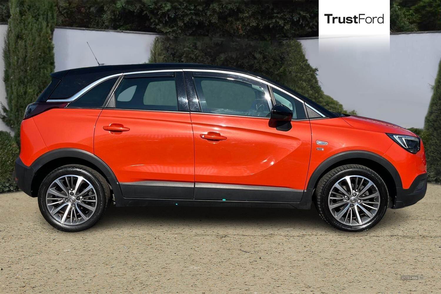 Oct 2020 Vauxhall Crossland X 1.2T [110] Griffin 5dr [6 Spd] [Start Stop]