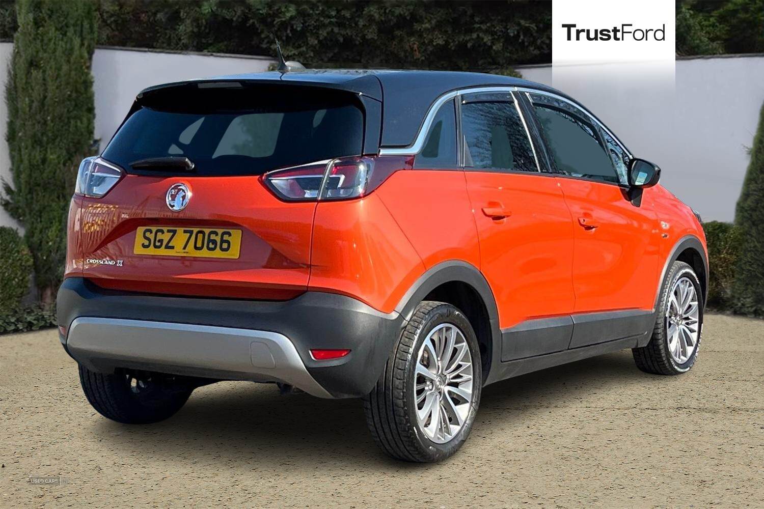Oct 2020 Vauxhall Crossland X 1.2T [110] Griffin 5dr [6 Spd] [Start Stop]