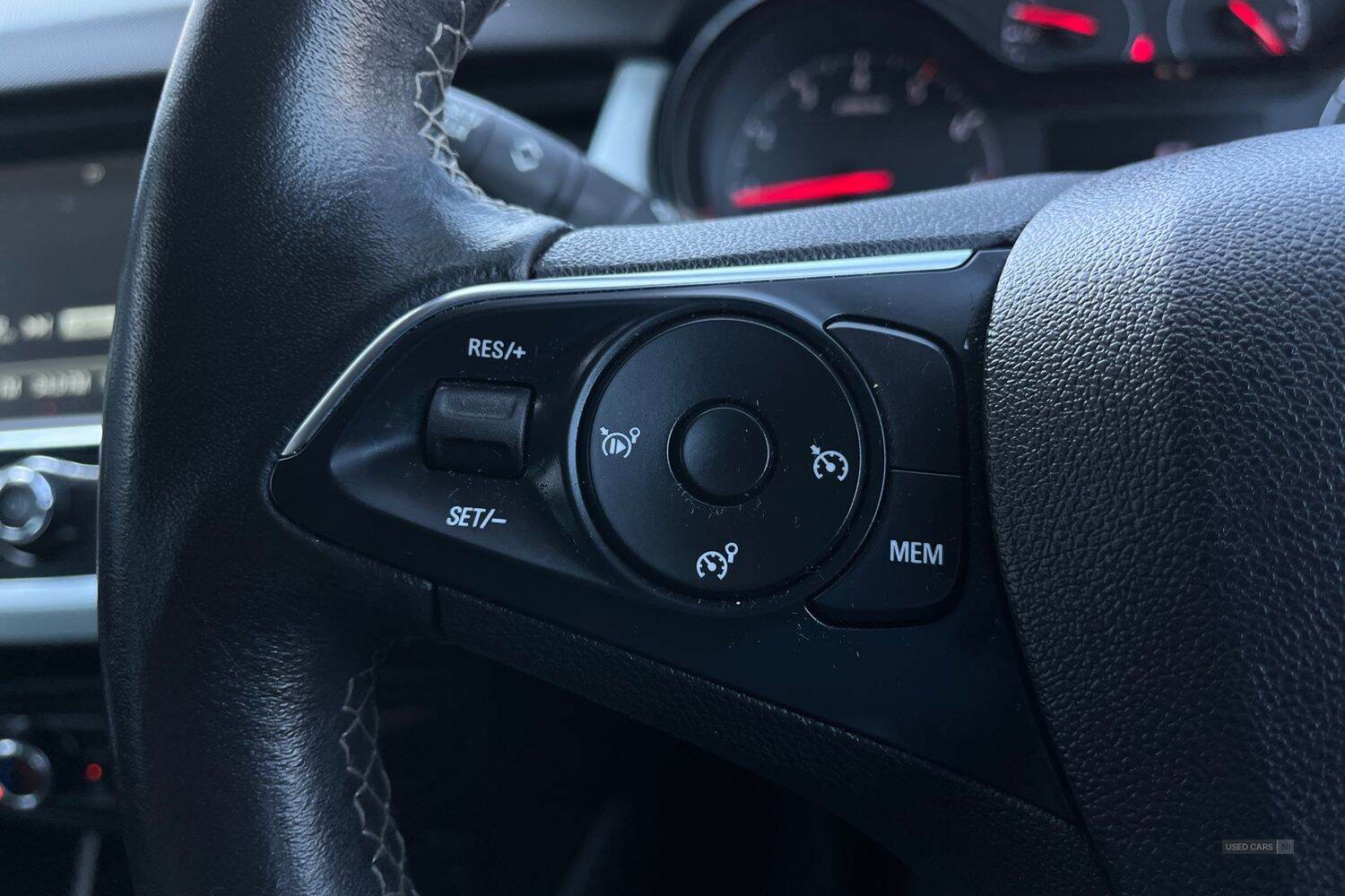 Oct 2020 Vauxhall Crossland X 1.2T [110] Griffin 5dr [6 Spd] [Start Stop]