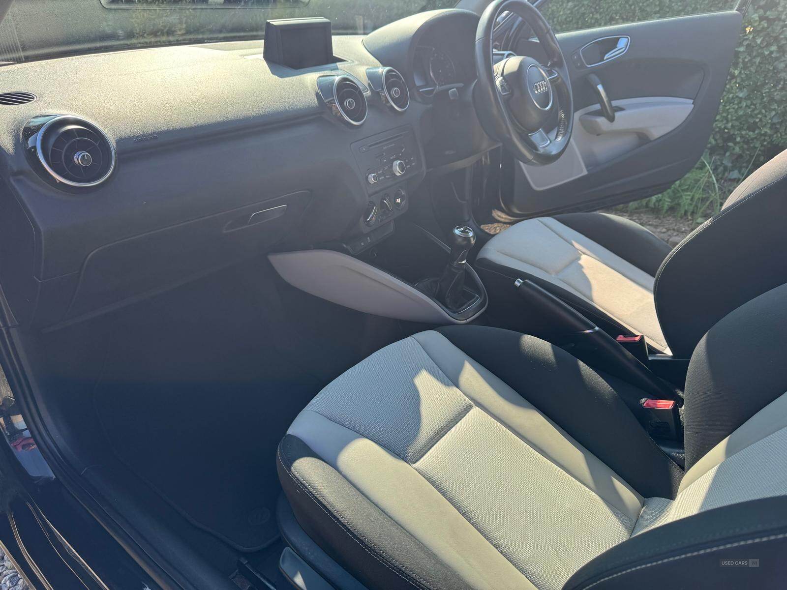 May 2012 Audi A1 1.6 TDI Sport 3dr