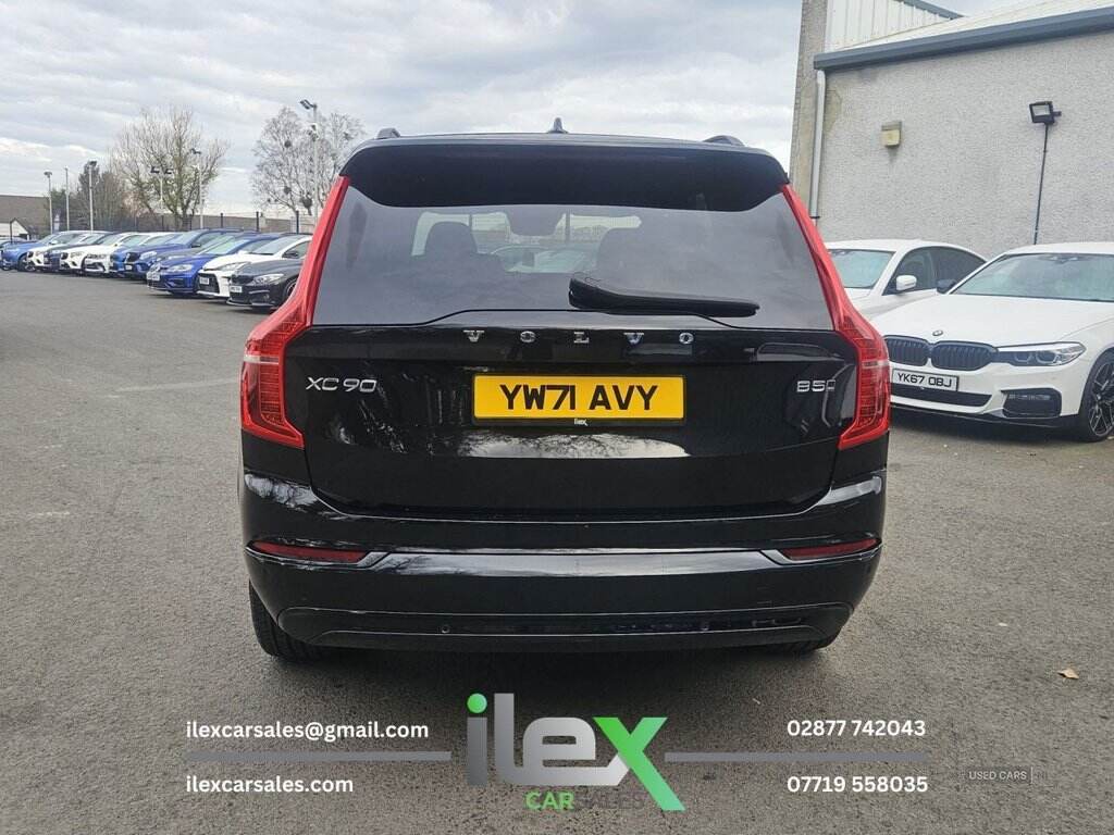 Jan 2022 Volvo XC90 2.0 B5D [235] R DESIGN 5dr AWD Geartronic