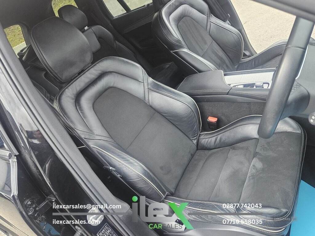 Jan 2022 Volvo XC90 2.0 B5D [235] R DESIGN 5dr AWD Geartronic