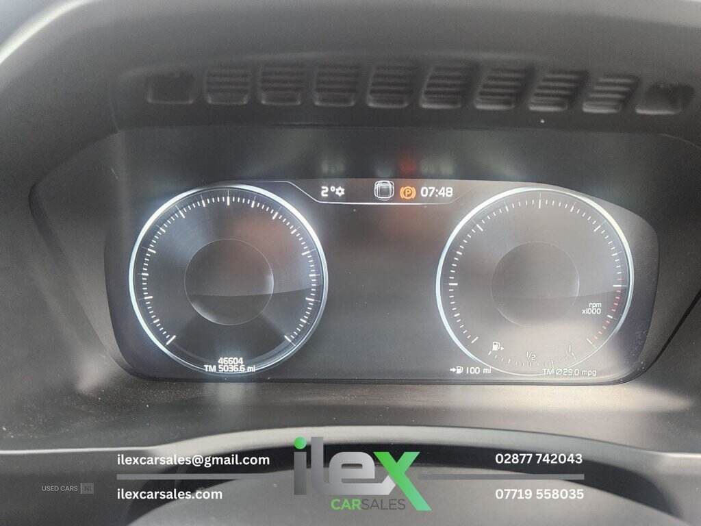 Jan 2022 Volvo XC90 2.0 B5D [235] R DESIGN 5dr AWD Geartronic