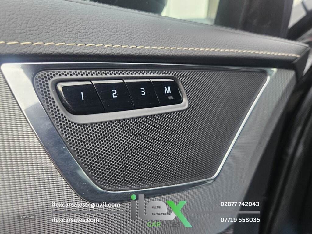 Jan 2022 Volvo XC90 2.0 B5D [235] R DESIGN 5dr AWD Geartronic
