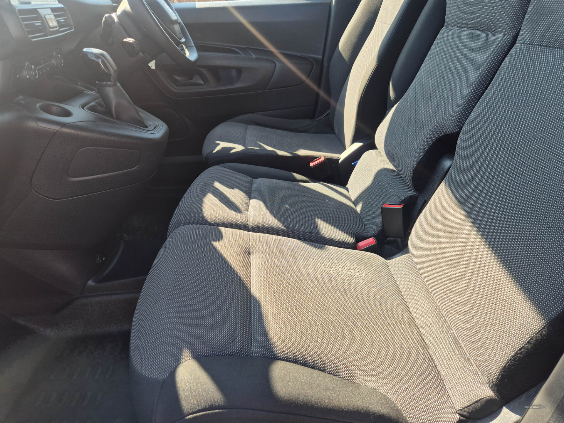 Jun 2019 Peugeot Partner 1000 1.6 BlueHDi 100 Professional Van