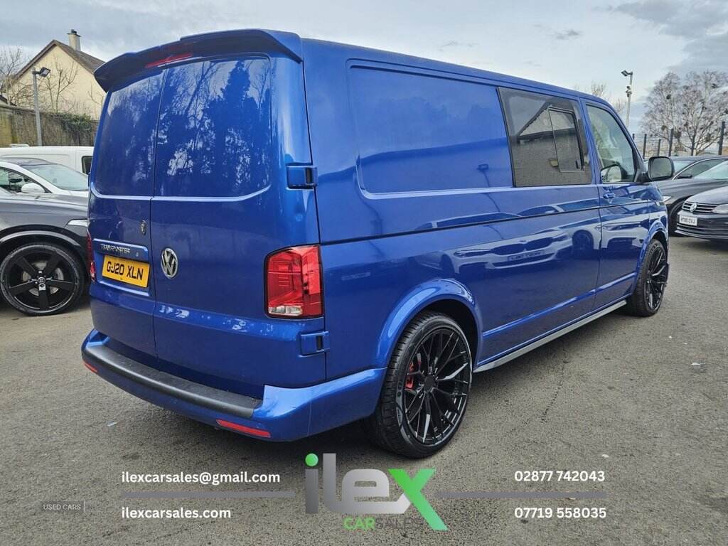 Jun 2020 Volkswagen Transporter 2.0 TDI 150 Highline Van DSG