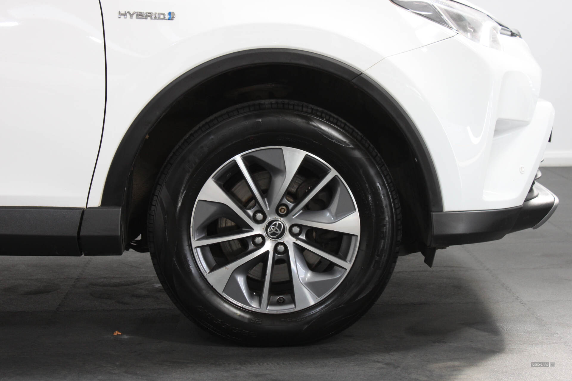 Nov 2017 Toyota RAV4 2.5 VVT-i Hybrid Icon Tech TSS 5dr CVT 2WD