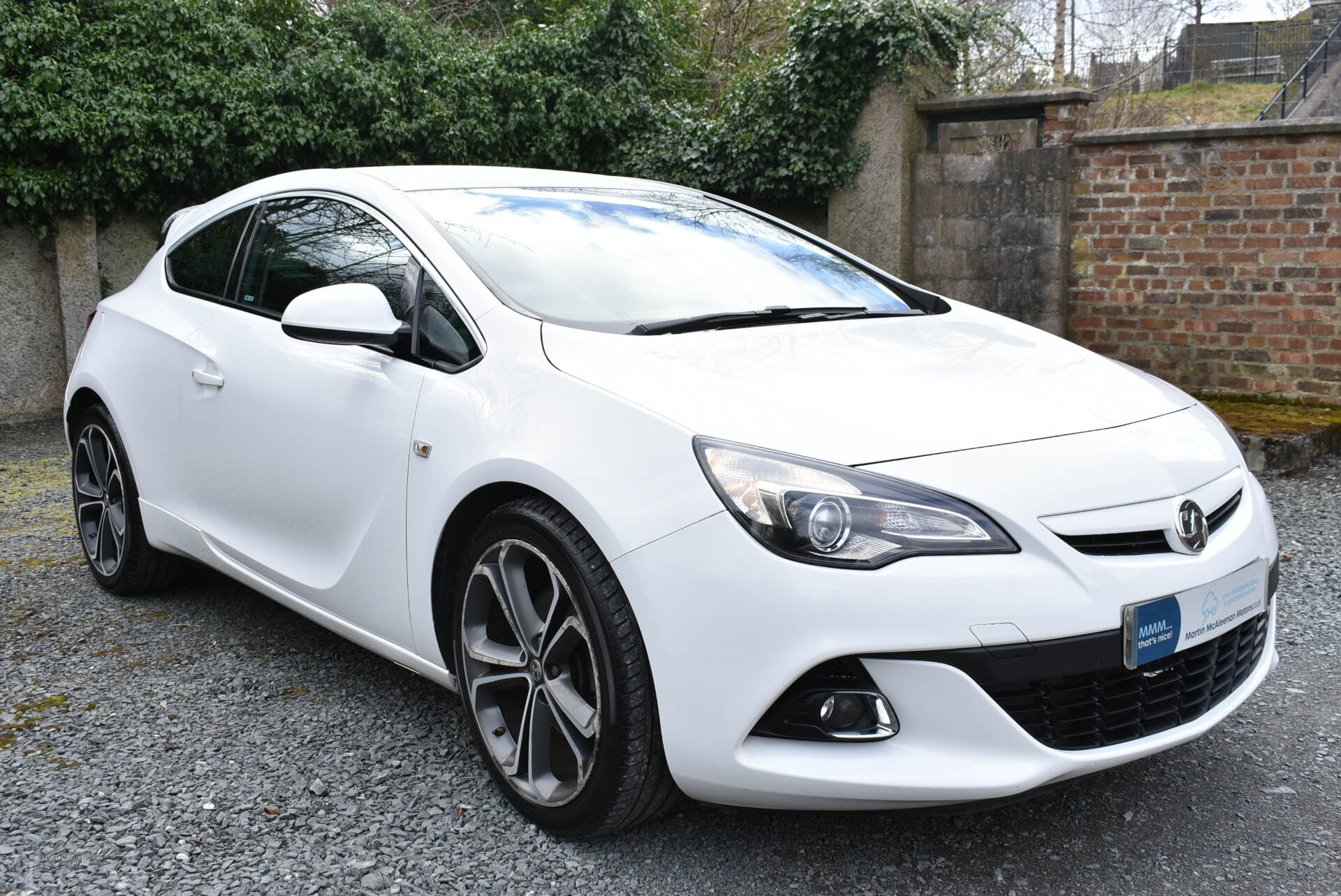 Jan 2018 Vauxhall Astra GTC 1.4T 16V 140 Limited Edition 3dr [Nav/Leather]