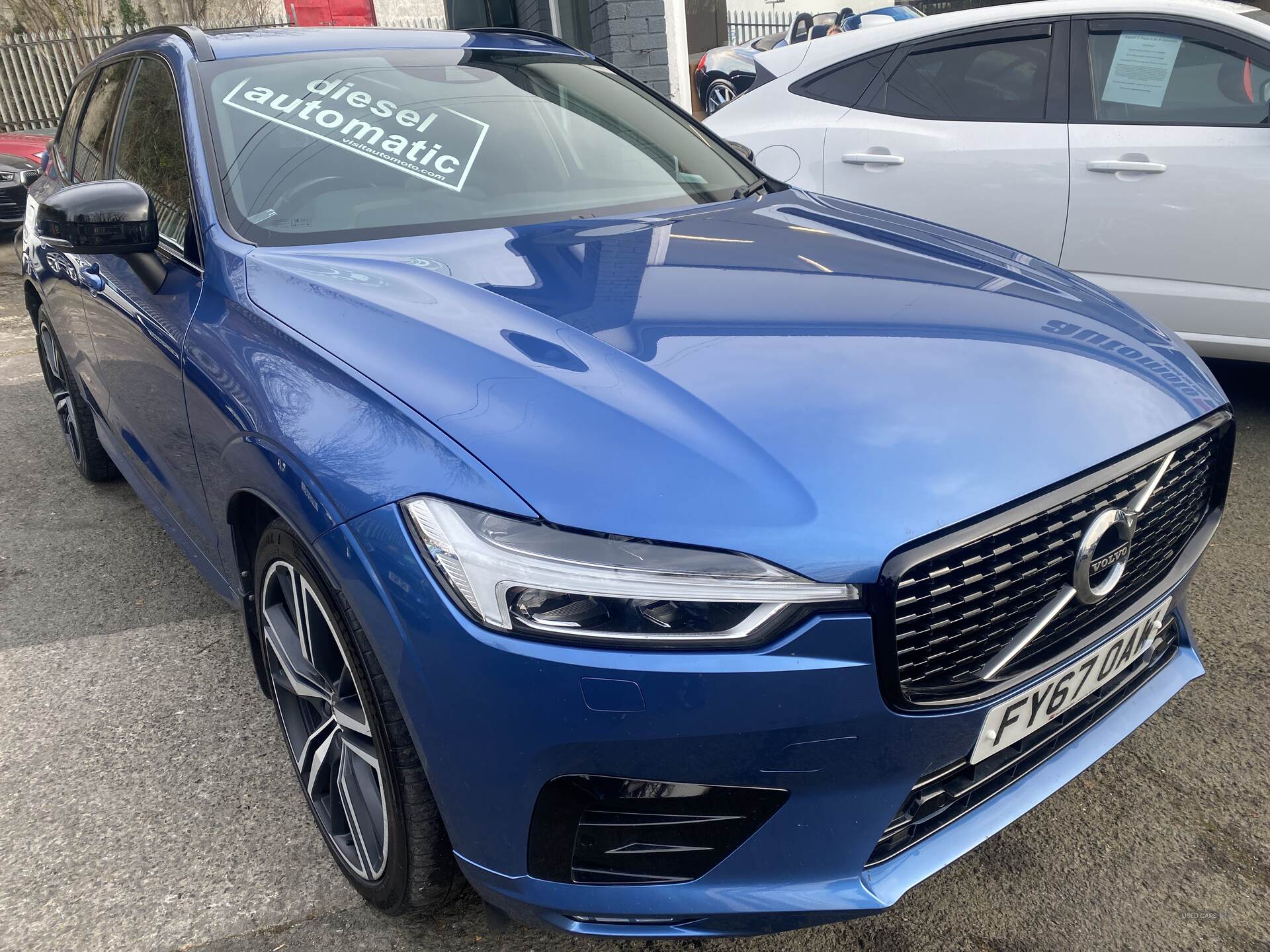 Feb 2018 Volvo XC60 2.0 D4 R DESIGN Pro 5dr AWD Geartronic