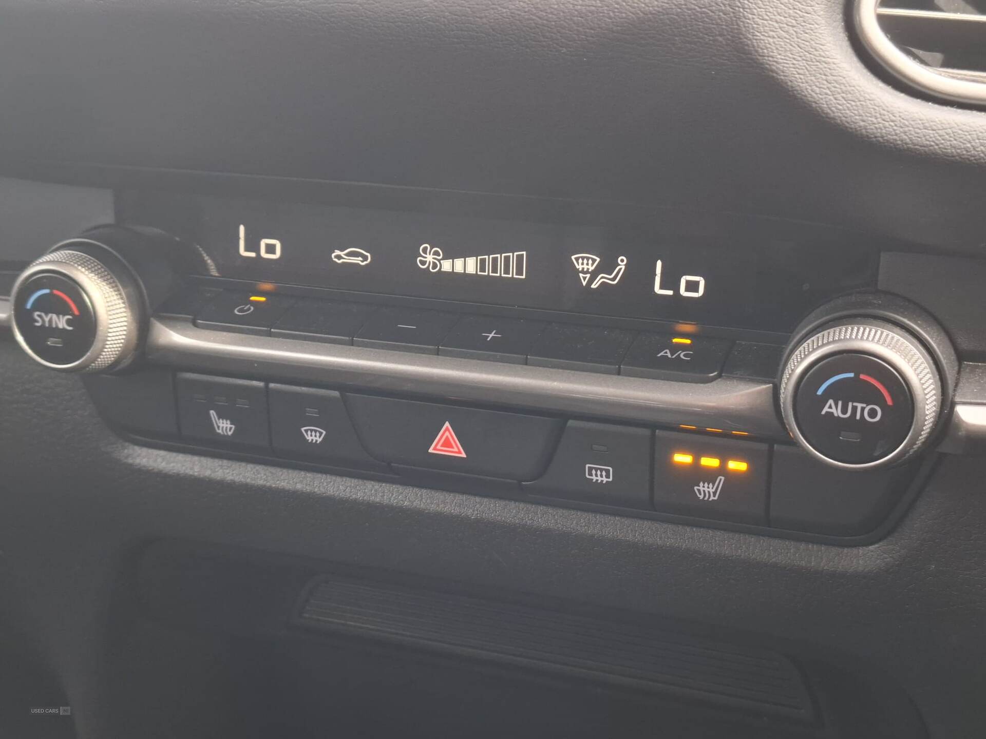 Jan 2022 Mazda CX-30 2.0 e-Skyactiv G MHEV SE-L Lux 5dr