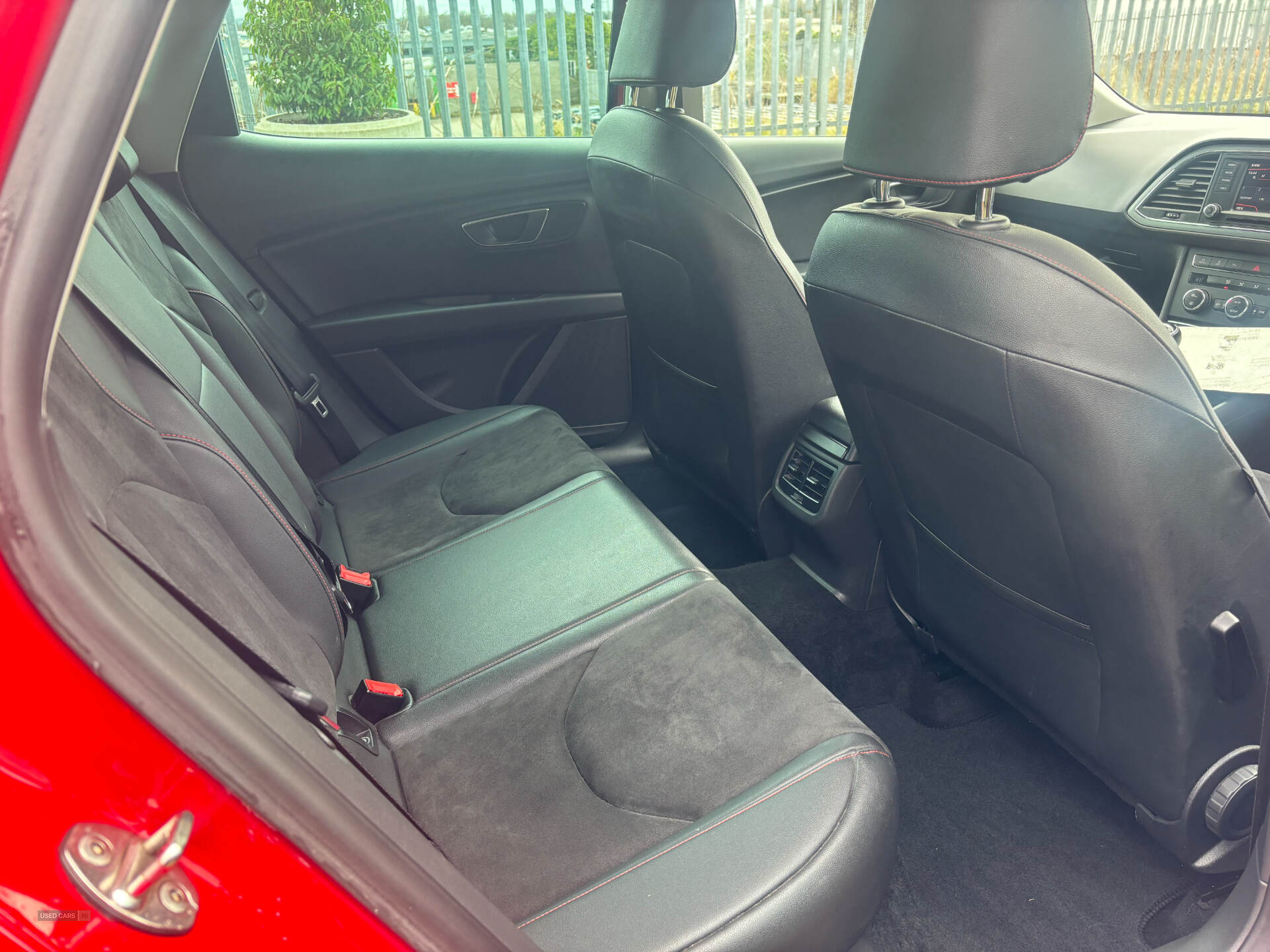 Oct 2015 Seat Leon 2.0 16V TDI FR 5dr
