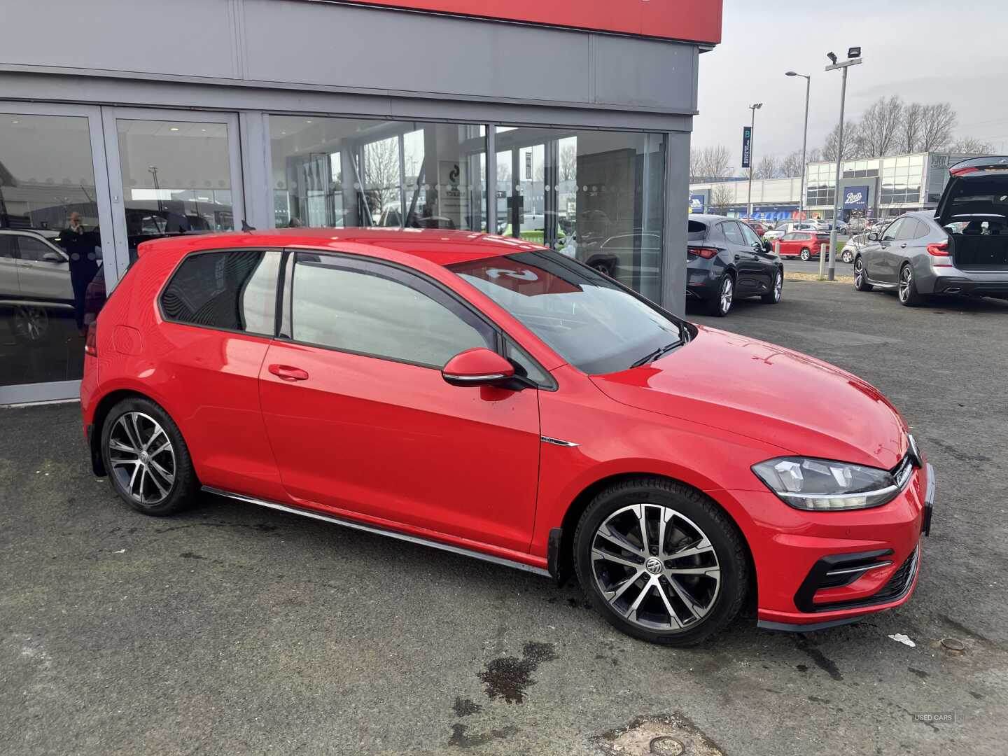 Apr 2017 Volkswagen Golf 2.0 TDI R-Line 5dr