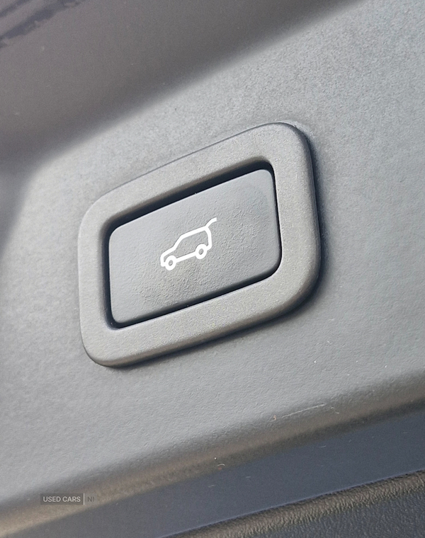 Land Rover Range Rover Velar DIESEL ESTATE in Fermanagh