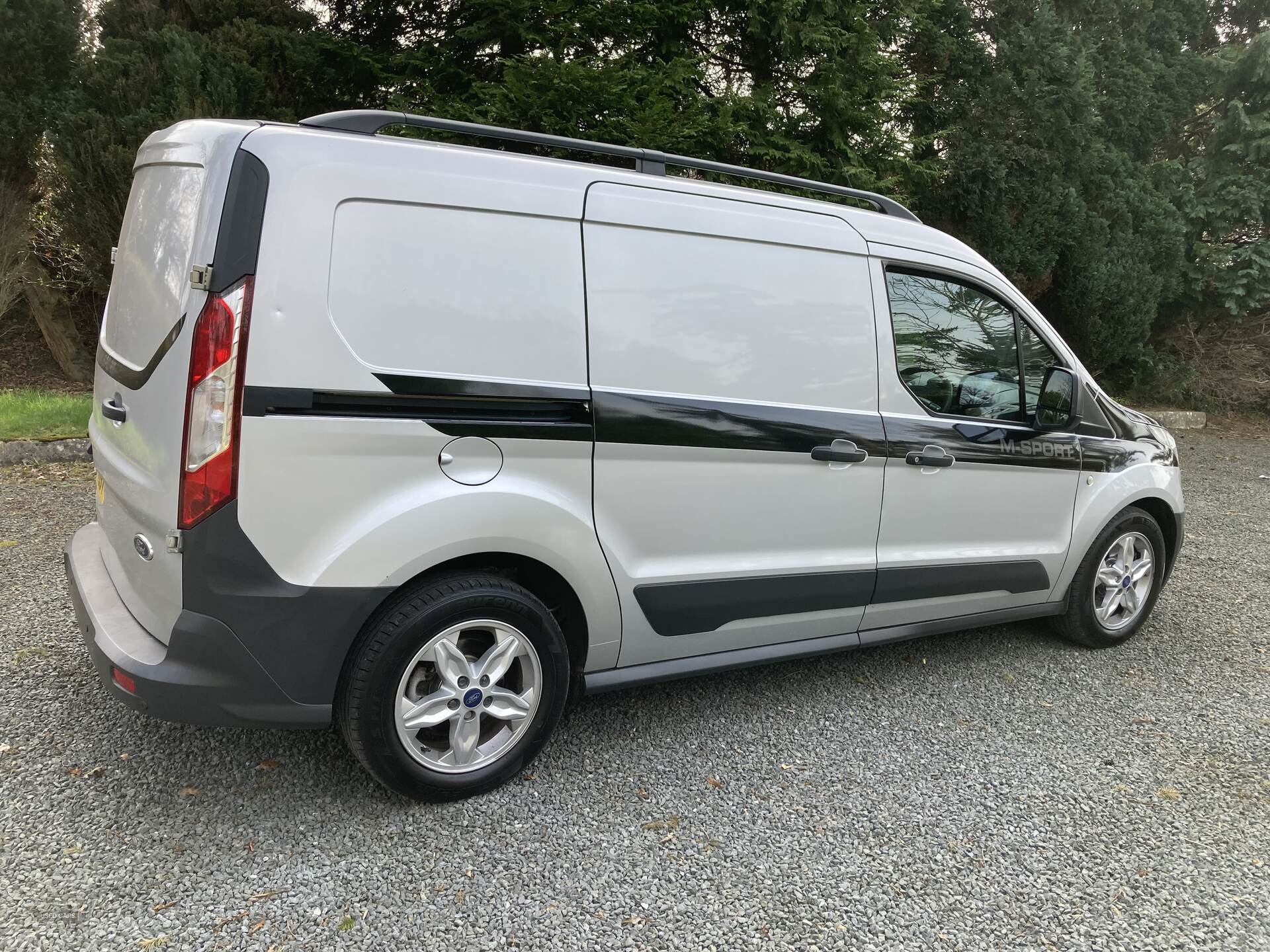 Feb 2014 Ford Transit Connect 1.6 TDCi 95ps Van