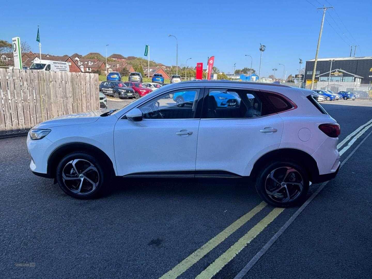 Nov 2023 MG HS SE 1.5 T-GDI SE 5dr DCT