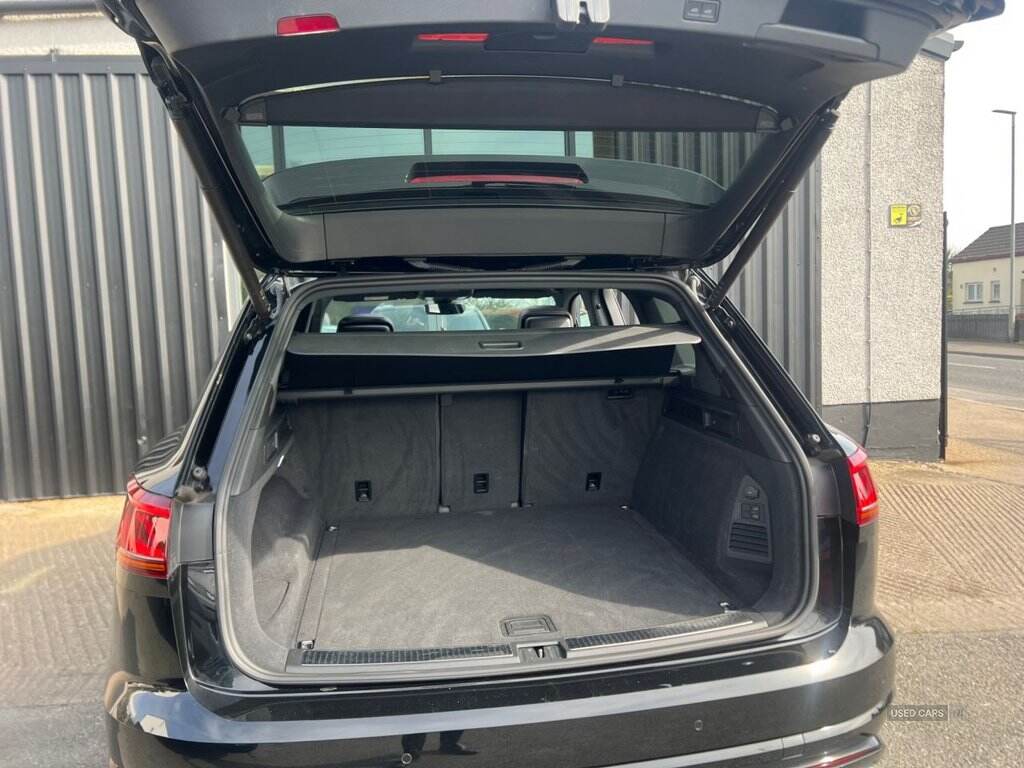 Mar 2023 Volkswagen Touareg 3.0 V6 TDI 4Motion Black Edition 5dr Tip Auto