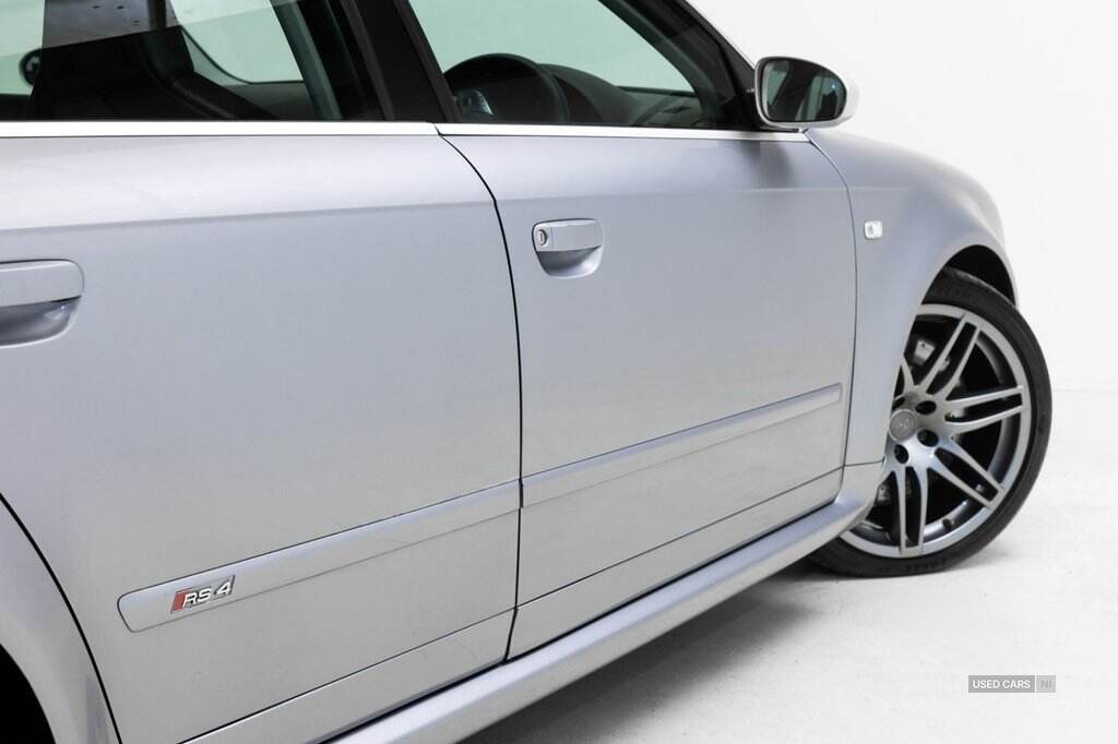 May 2006 Audi RS4 RS 4 Quattro 4dr