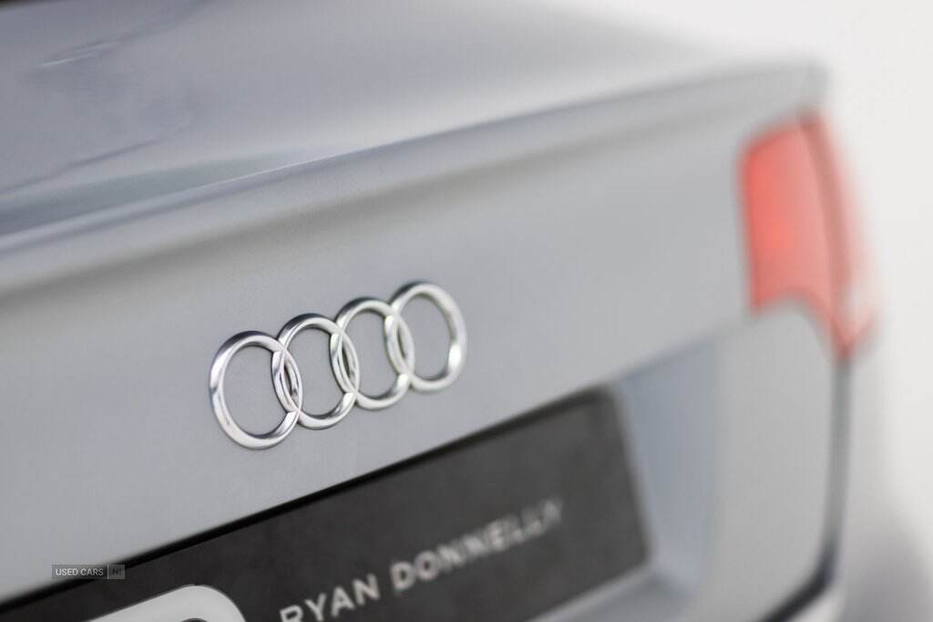 May 2006 Audi RS4 RS 4 Quattro 4dr