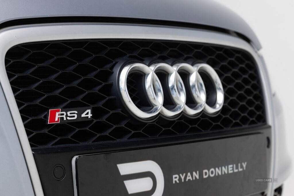 May 2006 Audi RS4 RS 4 Quattro 4dr